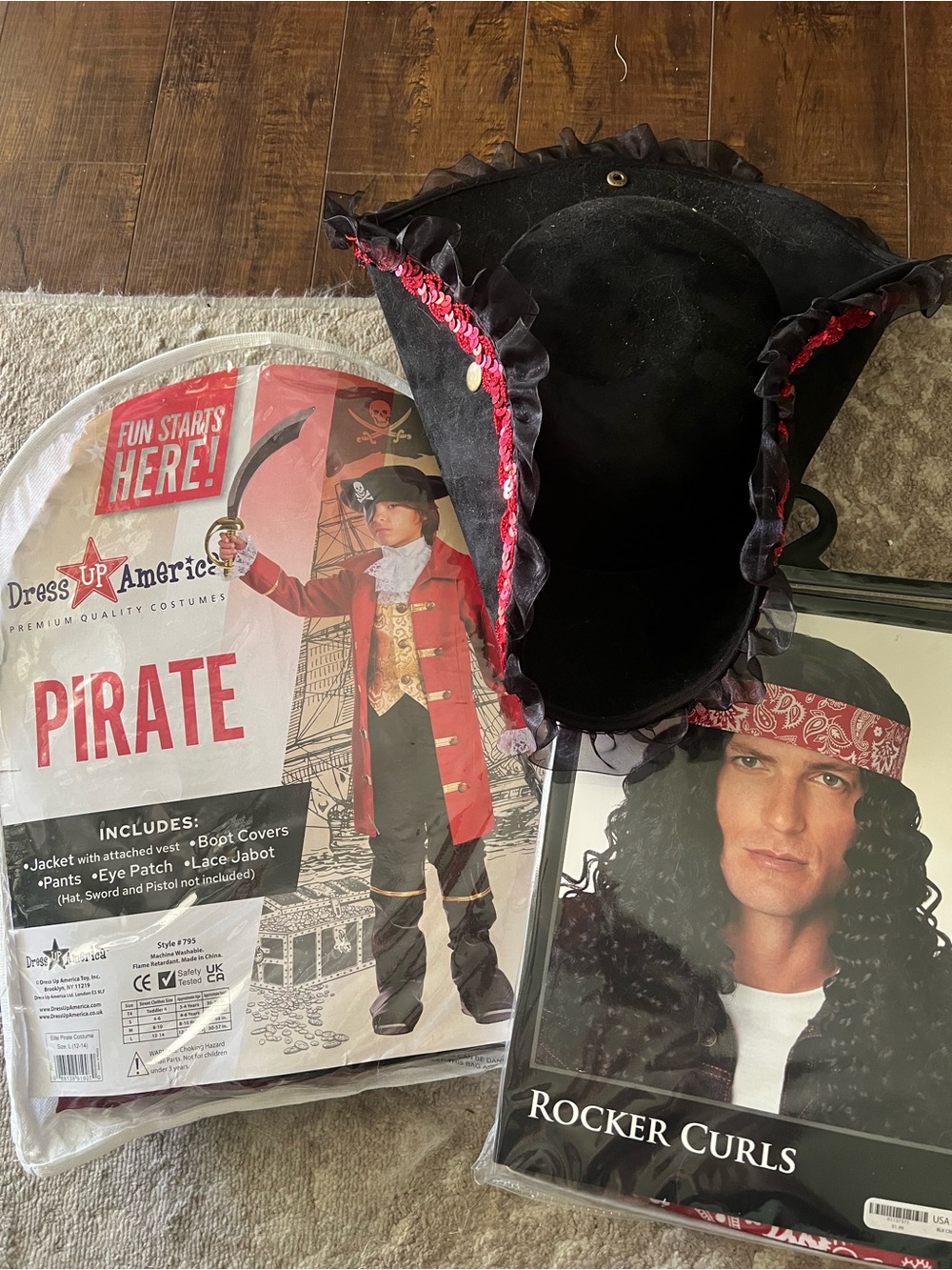 Pirate costume with Hat and Wig
